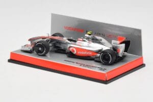 McLaren Mercedes MP4-24 #2 H. Kovalainen Race Car 2009 Minichamps 1:43 503094302 Метал — снимка 3 от 5