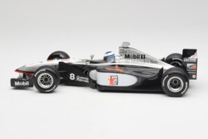 McLaren MP4/13 #8 M. Hakkinen F1 World Champion 1998 Minichamps 1:18 18690008 Метал — снимка 3 от 7