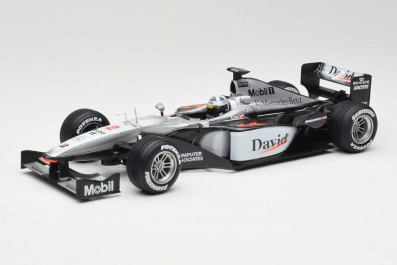 McLaren MP4-15 #2 D. Coulthard F1 2000 Hot Wheels 1:18 26740 Метал