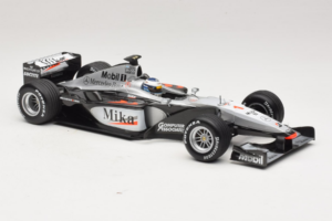 McLaren MP4-15 #1 M. Hakkinen F1 2000 Minichamps 1:18 B66962117 Метал — снимка 4 от 6