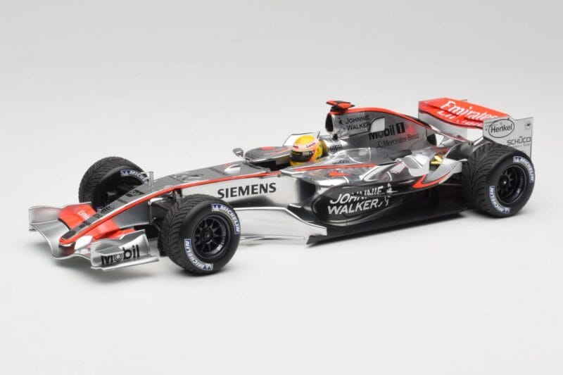McLaren MP4-21 L. Hamilton Silverstone Test 2006 Minichamps 1:18 530061884 Метал