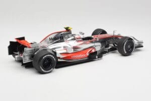 McLaren MP4-22 #2 L. Hamilton Canadian GP Winner 2007 Minichamps 1:18 530071822 Метал — снимка 2 от 6