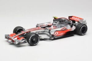 McLaren MP4-22 #2 L. Hamilton Canadian GP Winner 2007 Minichamps 1:18 530071822 Метал
