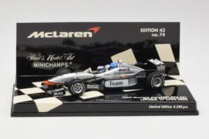 McLaren MP4/98T 2-Seater M. Hakkinen / E. Hakkinen F1 2000 Minichamps 1:43 530984378 Метал