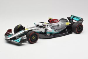 Mercedes AMG W13 E Performance Petronas #44 L. Hamilton Spanish GP 2022 Minichamps 1:18 110220044 Метал