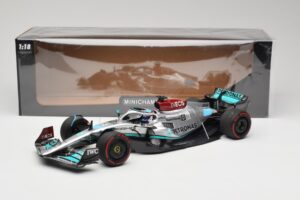 Mercedes AMG W13 E Performance Petronas #63 G. Russell Brazilian GP 1st Win 2022 Minichamps 1:18 110222163 Смола — снимка 7 от 7