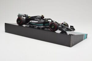 Mercedes AMG W14 E Performance Petronas #44 L. Hamilton Australian GP 2023 Minichamps 1:18 113230144 Смола — снимка 5 от 7