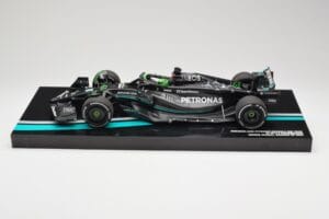 Mercedes AMG W14 E Performance Petronas #63 G. Russell Bahrain GP 2023 Minichamps 1:18 113230163 Смола