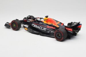 Oracle Red Bull Racing RB18 #1 M. Verstappen Winner Belgian GP 2022 Minichamps 1:18 110221401 Метал — снимка 3 от 7