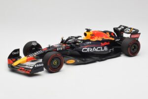 Oracle Red Bull Racing RB18 #1 M. Verstappen Winner Belgian GP 2022 Minichamps 1:18 110221401 Метал