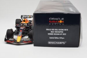 Oracle Red Bull Racing RB18 #1 M. Verstappen Winner Belgian GP 2022 Minichamps 1:18 110221401 Метал — снимка 6 от 7