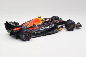 Oracle Red Bull Racing RB18 #11 S. Perez Monaco GP Winner Rain Tyre Version 2022 Minichamps 1:18 110222711 Метал — снимка 2 от 7