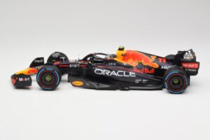 Oracle Red Bull Racing RB18 #11 S. Perez Monaco GP Winner Rain Tyre Version 2022 Minichamps 1:18 110222711 Метал — снимка 3 от 7