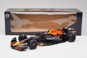 Oracle Red Bull Racing RB18 #11 S. Perez Monaco GP Winner Rain Tyre Version 2022 Minichamps 1:18 110222711 Метал — снимка 7 от 7