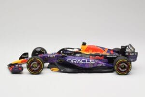 Oracle Red Bull Racing RB19 #33 M. Verstappen Las Vegas GP Winner 2023 Minichamps 1:18 110232201 Смола — снимка 3 от 7