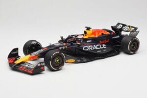 Oracle Red Bull Racing RB20 #1 M. Verstappen Winner Bahrain GP 2024 Minichamps 1:18 110240101 Метал