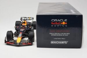 Oracle Red Bull Racing RB20 #1 M. Verstappen Winner Bahrain GP 2024 Minichamps 1:18 110240101 Метал — снимка 6 от 7