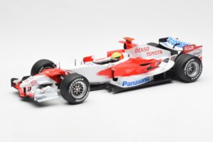 Panasonic Toyota Racing TF106 #8 R. Schumacher F1 2006 Minichamps 1:18 100060007 Метал