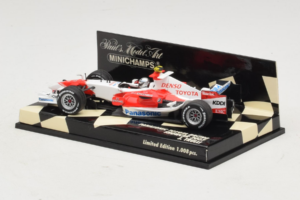 Toyota J. Trulli Panasonic Toyota Racing Showcar F1 2007 Minichamps 1:43 400070082 Метал — снимка 3 от 5