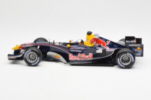 Red Bull Racing Cosworth RB1 #15 C. Klien F1 2005 Minichamps 1:18 100050015 Метал — снимка 3 от 6