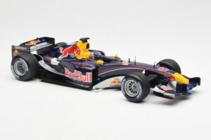 Red Bull Racing Cosworth RB1 #15 C. Klien F1 2005 Minichamps 1:18 100050015 Метал — снимка 4 от 6