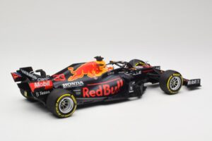 Red Bull Racing Honda RB16B #33 M. Verstappen Mexican GP Winner 2021 Minichamps 1:18 110211933 Смола — снимка 2 от 6