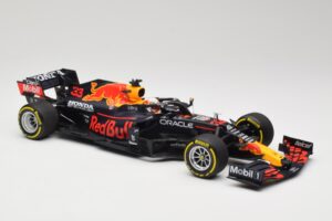 Red Bull Racing Honda RB16B #33 M. Verstappen Mexican GP Winner 2021 Minichamps 1:18 110211933 Смола — снимка 4 от 6