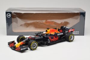 Red Bull Racing Honda RB16B #33 M. Verstappen Mexican GP Winner 2021 Minichamps 1:18 110211933 Смола — снимка 6 от 6