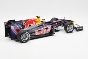 Red Bull RB6 #7 M. Webber Red Bull Racing Showcar 2010 Minichamps 1:18 150100076-R1 Метал — снимка 2 от 6