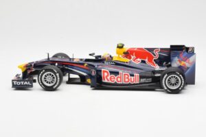 Red Bull RB6 #7 M. Webber Red Bull Racing Showcar 2010 Minichamps 1:18 150100076-R1 Метал — снимка 3 от 6