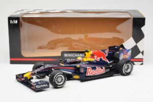 Red Bull RB6 #7 M. Webber Red Bull Racing Showcar 2010 Minichamps 1:18 150100076-R1 Метал — снимка 6 от 6