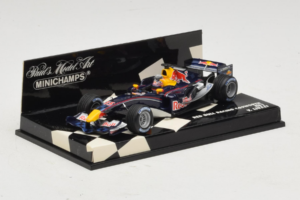 Red Bull Racing RB1 V. Liuzzi Test Driver F1 2005 Minichamps 1:43 400050115 Метал — снимка 2 от 5