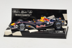Red Bull Racing RB1 V. Liuzzi Test Driver F1 2005 Minichamps 1:43 400050115 Метал