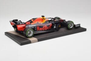 Red Bull RB15 #33 M. Verstappen German GP Winner Wet 2019 Minichamps 1:18 113191133 Метал — снимка 3 от 7