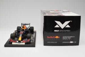 Red Bull RB16B #33 M. Verstappen France GP Winner 2021 Minichamps 1:18 113210833 Метал — снимка 7 от 7