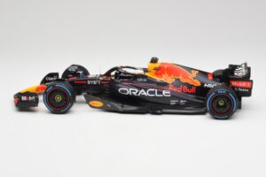 Red Bull RB18 #1 M. Verstappen Monaco GP 3rd Wet 2022 Minichamps 1:18 110220701 Метал — снимка 3 от 7
