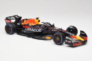 Red Bull RB18 #1 M. Verstappen Monaco GP 3rd Wet 2022 Minichamps 1:18 110220701 Метал — снимка 4 от 7
