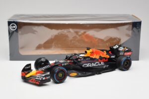 Red Bull RB18 #1 M. Verstappen Monaco GP 3rd Wet 2022 Minichamps 1:18 110220701 Метал — снимка 6 от 7
