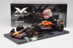 Red Bull RB18 Oracle #1 M. Verstappen Dutch GP 2022 Winner Minichamps 1:18 113221501 Смола — снимка 7 от 7