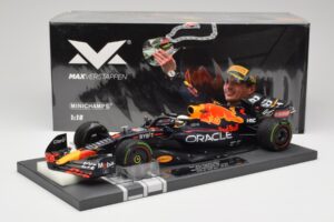 Red Bull RB18 #1 M. Verstappen Emilia Romagna GP 2022 Winner Minichamps 1:18 113220401 Смола — снимка 7 от 7