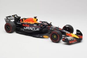 Red Bull RB19 #1 M. Verstappen Qatar Sprint Race 2nd WC 2023 Minichamps 1:18 110231801 Метал — снимка 4 от 6