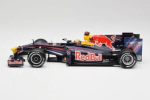 Red Bull RB3 #2 M. Webber F1 2007 Minichamps 1:18 110110272 Метал — снимка 3 от 6