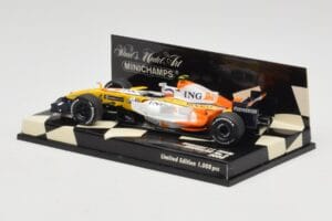 Renault R28 #6 Showcar 2008 Minichamps 1:43 400080076 Метал — снимка 3 от 5