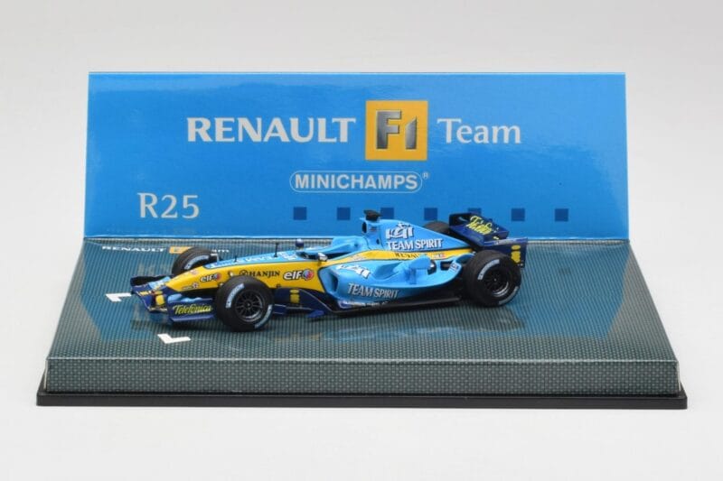 Renault R25 #1 F. Alonso F1 World Champion 2005 Minichamps 1:43 403050105 Метал
