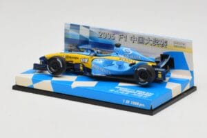 Renault R25 #5 F. Alonso Race Car 2005 Minichamps 1:43 403050025 Метал — снимка 3 от 5