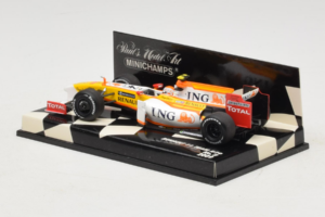 Renault R29 #8 N. Piquet Jr. F1 2009 Minichamps 1:43 400090008 Метал — снимка 3 от 5