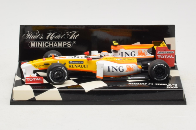 Renault R29 #8 N. Piquet Jr. F1 2009 Minichamps 1:43 400090008 Метал