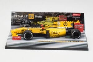 Renault R30 #10 R. Kubica F1 Showcar 2010 Minichamps 1:43 7711426978 Метал