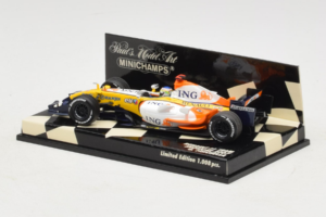 Renault R27 #3 G. Fisichella Renault F1 Team Showcar 2007 Minichamps 1:43 400070073 Метал — снимка 3 от 5