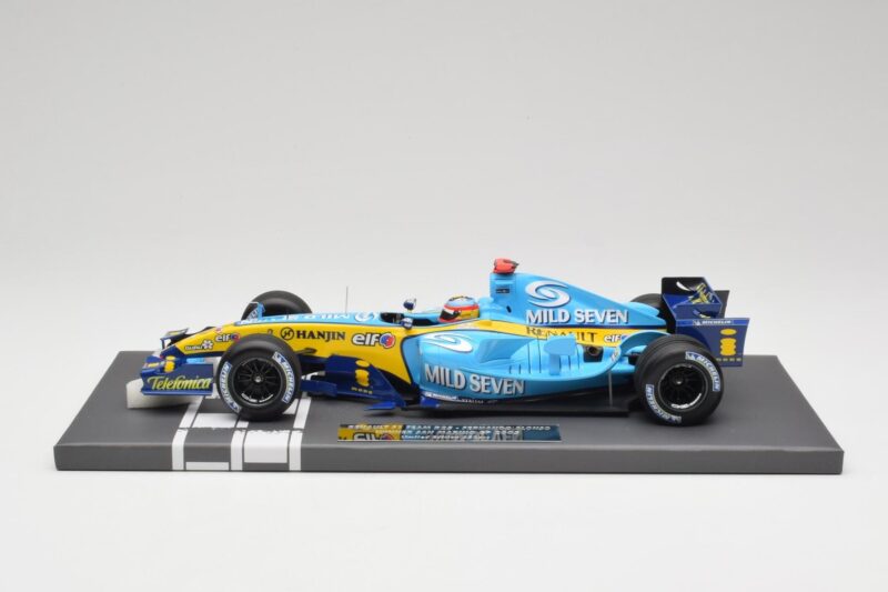 Renault R25 #5 F. Alonso San Marino GP Winner 2005 Minichamps 1:18 117050405 Смола